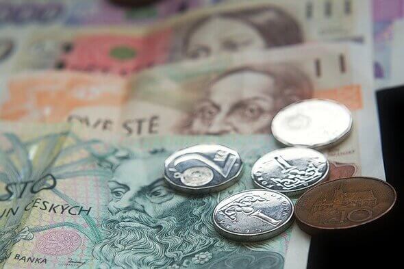 Čistá mzda se v roce 2021 zvedla o stovky až tisíce korun!