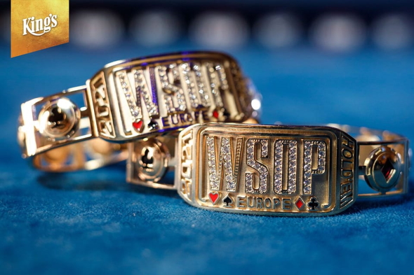 Zlaté náramky z WSOP jsou nejcennější pokerovou trofejí. Čech Josef Guláš jeden takový získal coby evropský šampion pro rok 2021